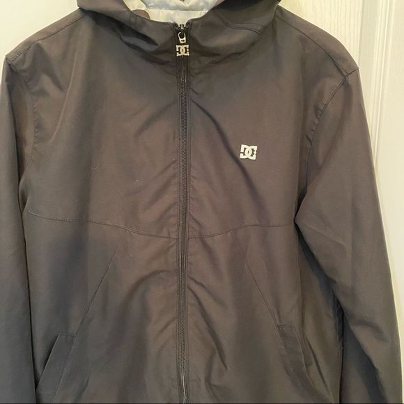 DC Men’s Black hooded full zip men’s jacket elastic in waist and cuffs size S - Picture 3 of 12